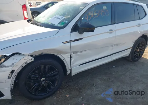 2022 Volkswagen Tiguan 2.0T Se R-Line Black z USA, uszkodzony, nr VIN 3VVCB7AX8NM115883